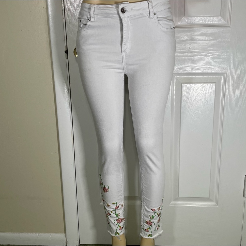 Embroidered White women Pant